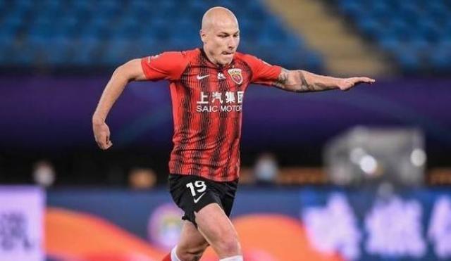 博鱼电竞官方网站-海港洋枪团制造5比0泰山 奥斯卡未首发一人大爆发